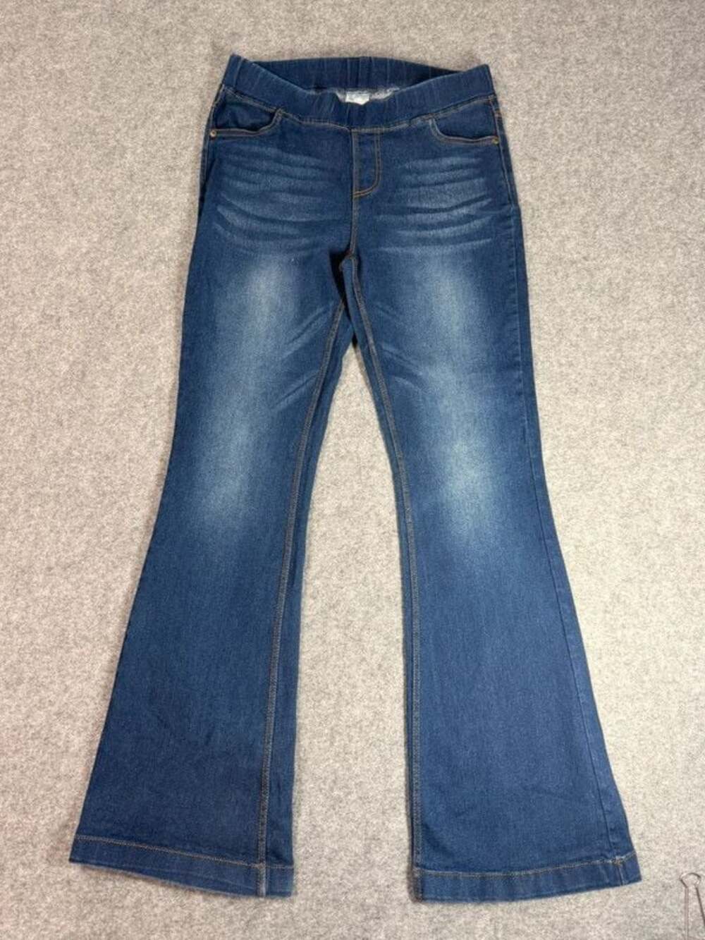 Color 5 Fashion Women's Pull On Flare Jeans Elastic Waist Stretchy Denim Pants S